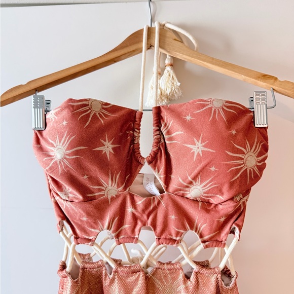 Cosita Linda Sunset Mesh Long Dress – Canyon Sunset (Style: CL23264) - Size M - Picture 5 of 11